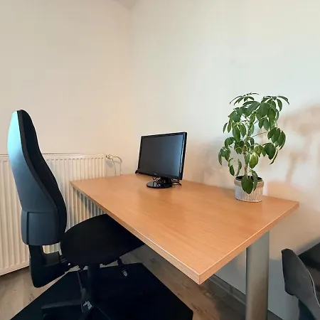Two-bedroom In The Center Διαμέρισμα *